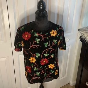 Timing Velvet Floral top